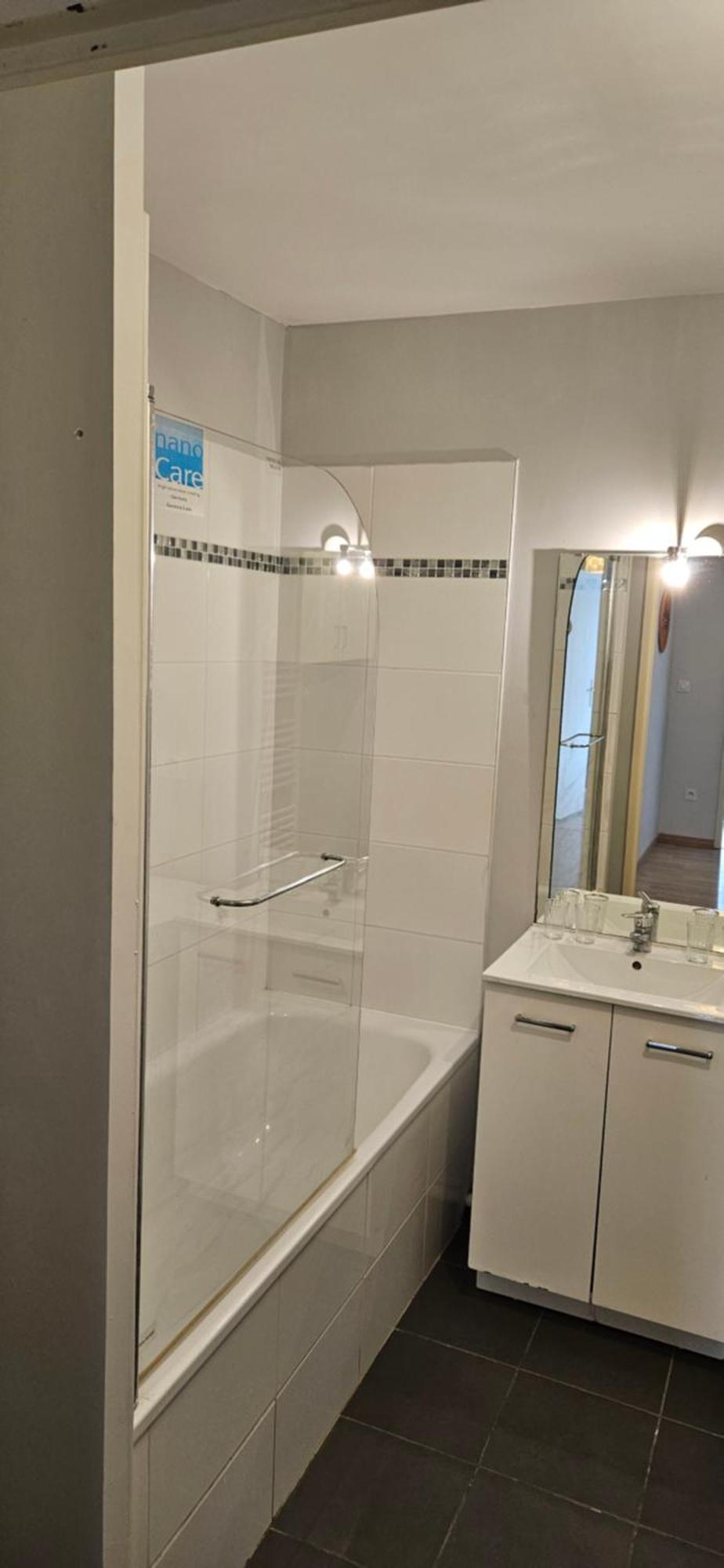Appartement 2 Chambres Avec Terrasse Et Garage Saint-Andre-lez-Lille Exteriör bild